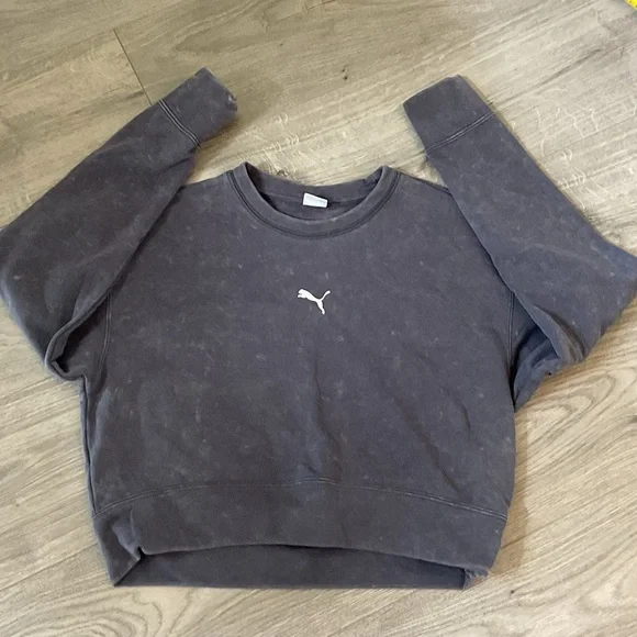 Puma Galactic Grey Dare to Relaxed Fit Washed Crew Neck Sweatshirt. - Picture 2 of 8